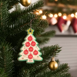 Personalized Family Ornament - Custom Name 3 Layered Wooden Ornament, Christmas Tree Star Wooden Ornament, Gift Ideas For Friends Men Women -Gift Series Store FMSJROTATT210524001 284x6 29 MK07